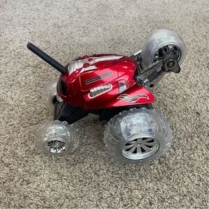 Sharper Image Thunder Tumbler RC Car Red 360 Spin